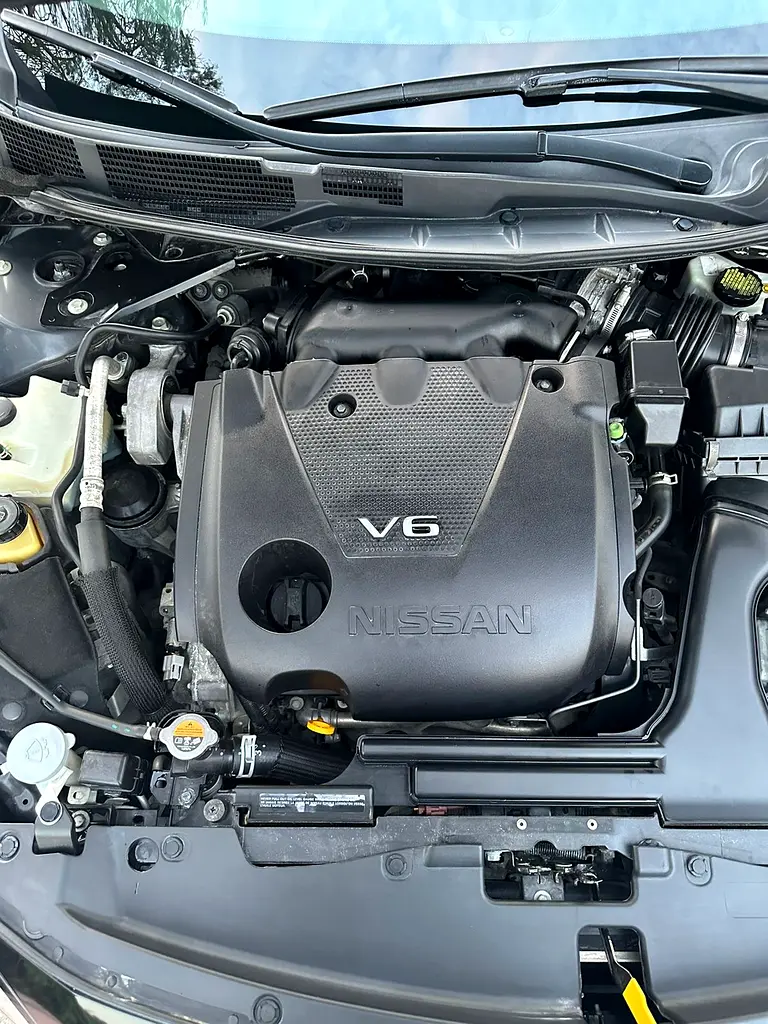 NISSAN MAXIMA SR FULL OPTION GCC SPECS SINGLE OWNER ORIGINAL PAINT - Image 5