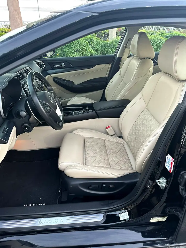 NISSAN MAXIMA SR FULL OPTION GCC SPECS SINGLE OWNER ORIGINAL PAINT - Image 8