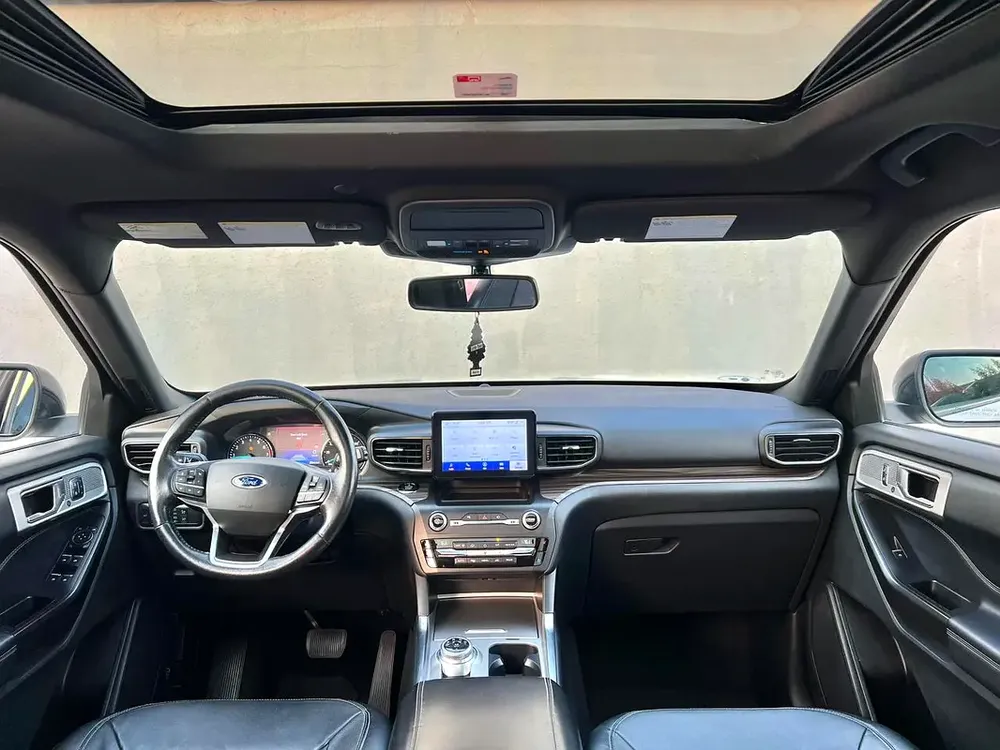 Ford Explorer Limited 2020, American Specs - Excellent Condition - Image 10