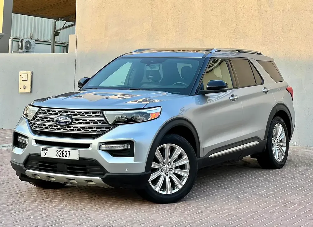 Ford Explorer Limited 2020, American Specs - Excellent Condition - Image 4