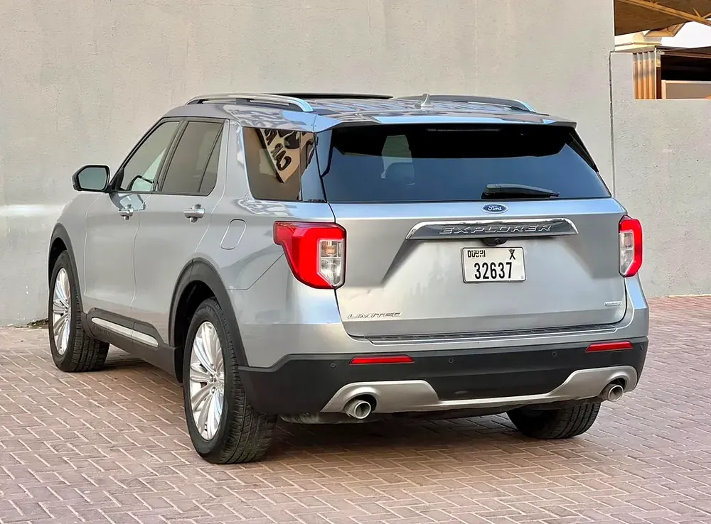 Ford Explorer Limited 2020, American Specs - Excellent Condition - Image 7