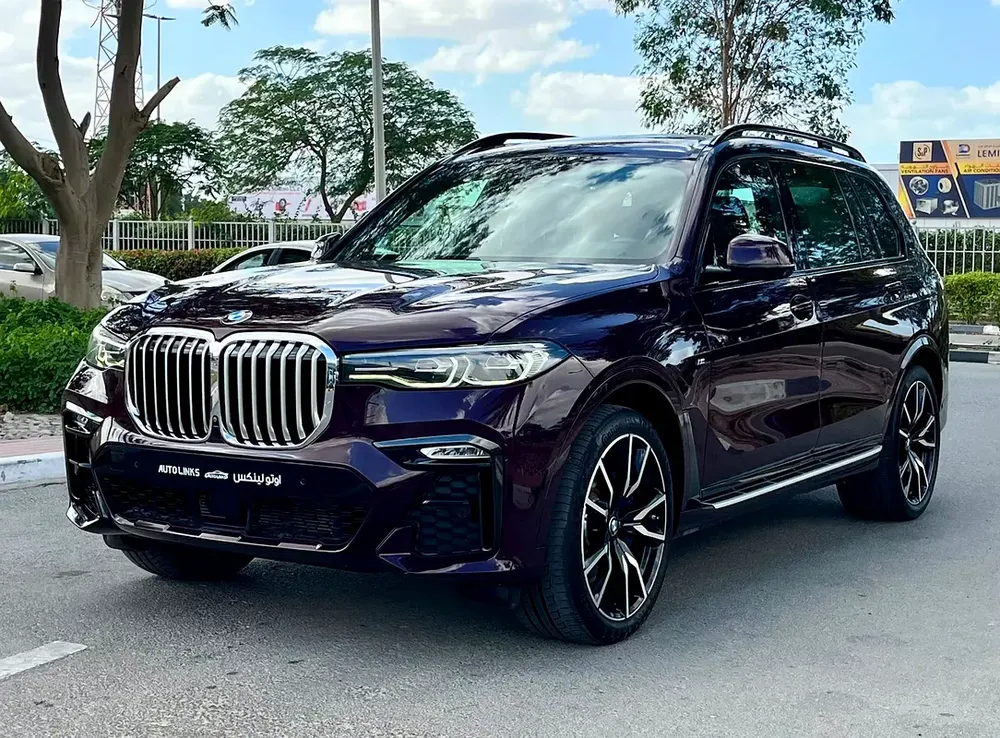 Bmw X7 M sports  gcc  first owner  with  full  service  history  from showroom under warranty - Image 10