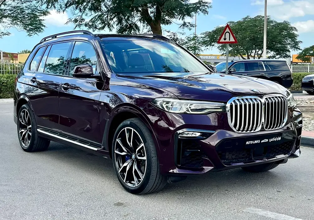 Bmw X7 M sports  gcc  first owner  with  full  service  history  from showroom under warranty - Image 9