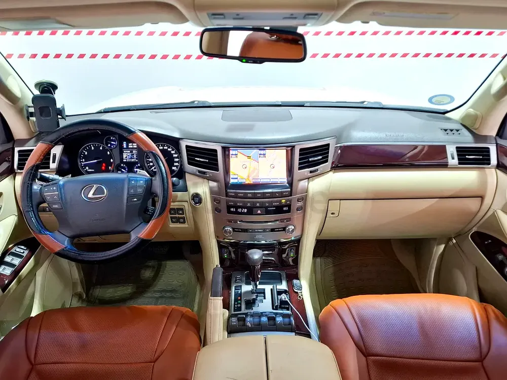Inspected Car | 2012 Lexus LX-Series LX 570 Platinum | GCC Specs | Ref#468068 - Image 9