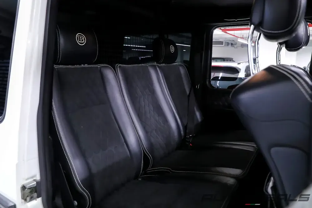 2016 Mercedes Benz G500 4x4² Brabus | GCC Specs | Fully Loaded | Well Maintained | 4.0L V8 - Image 16