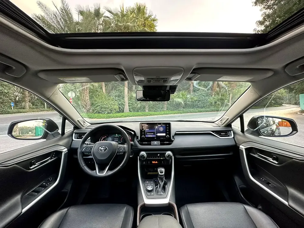 2019 Toyota Rav4 Limited | Canadian Specs | 2.5L 4-Cylinder 203 Hp | Perfect Condition - Image 13