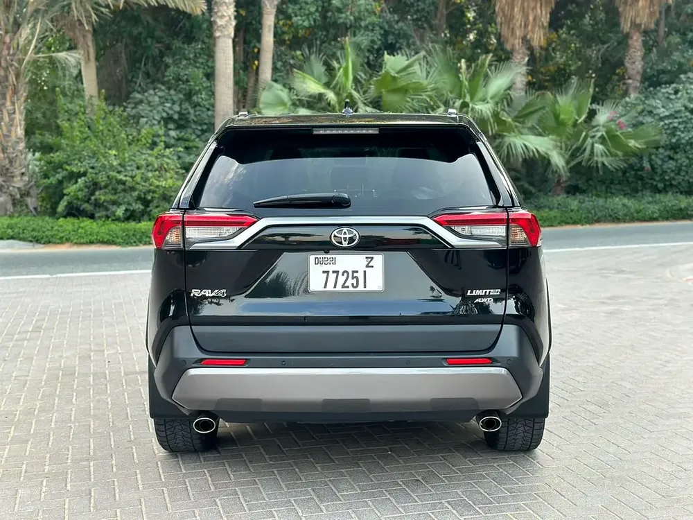 2019 Toyota Rav4 Limited | Canadian Specs | 2.5L 4-Cylinder 203 Hp | Perfect Condition - Image 4