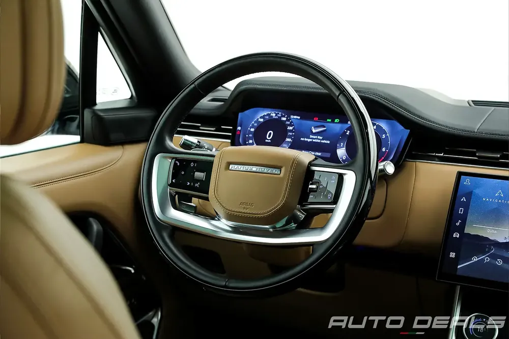 2022 Range Rover Vogue HSE P400 | GCC Specs | Low Mileage | Perfect Condition | 3.0L i6 - Image 12