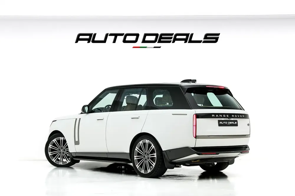 2022 Range Rover Vogue HSE P400 | GCC Specs | Low Mileage | Perfect Condition | 3.0L i6 - Image 4