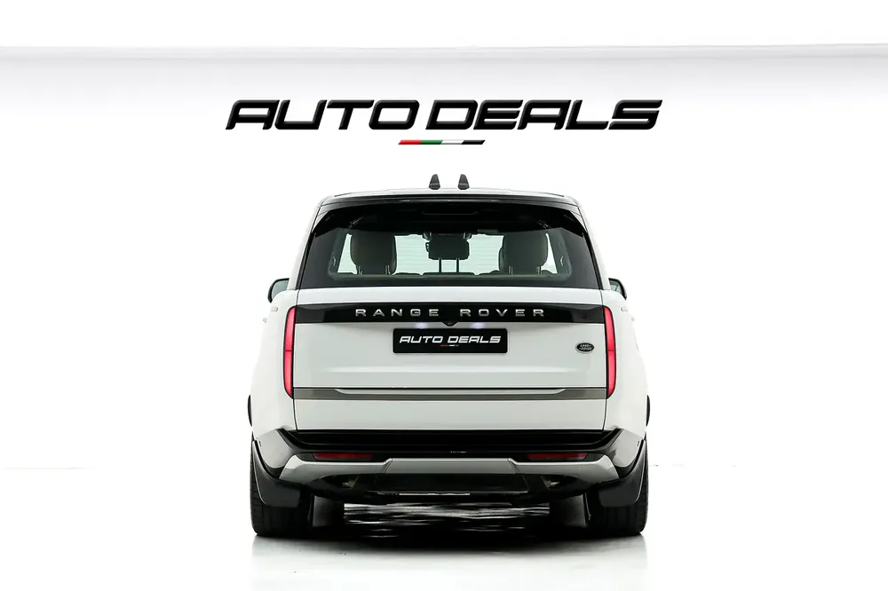 2022 Range Rover Vogue HSE P400 | GCC Specs | Low Mileage | Perfect Condition | 3.0L i6 - Image 5
