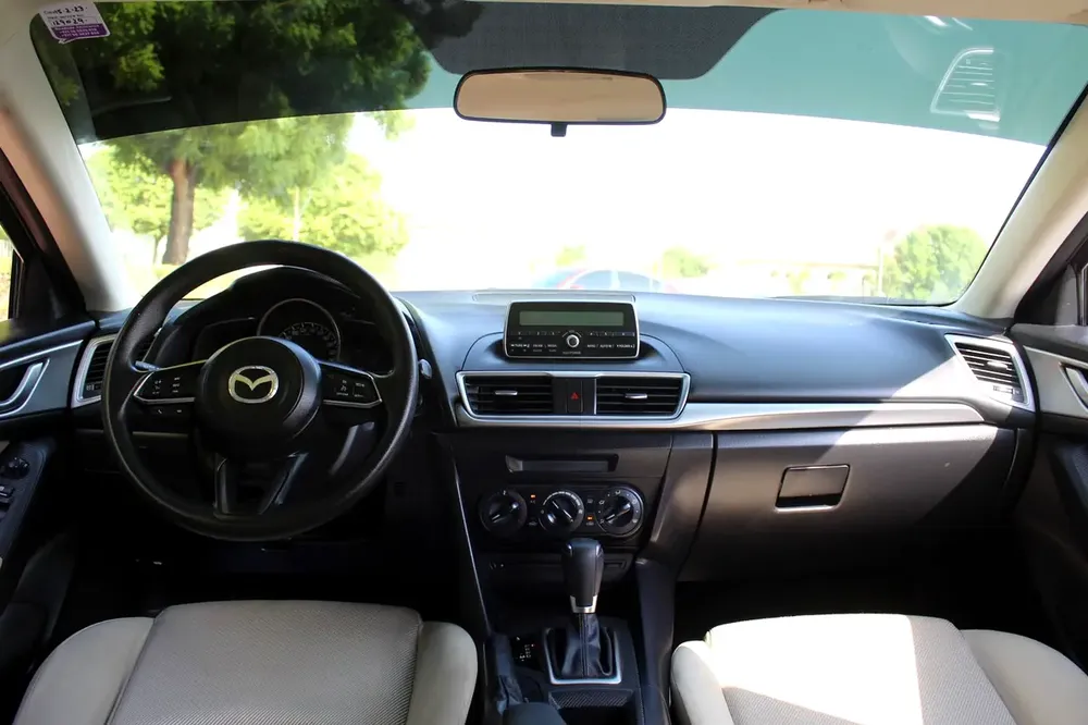 2018 Mazda 3 GCC | Excellent Condition! 

Available on Cash or  Bank Finance! - Image 14