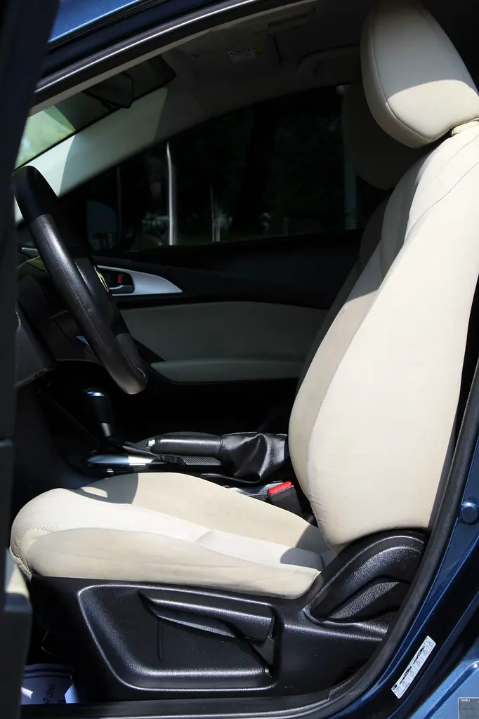 2018 Mazda 3 GCC | Excellent Condition! 

Available on Cash or  Bank Finance! - Image 6