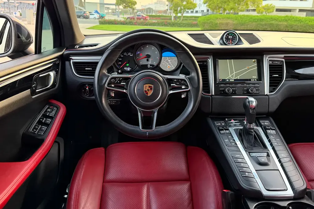 Porsche Warranty / Porsche Service History | Porsche Macan S 2016 GCC Specifications (2 Keys) - Image 12