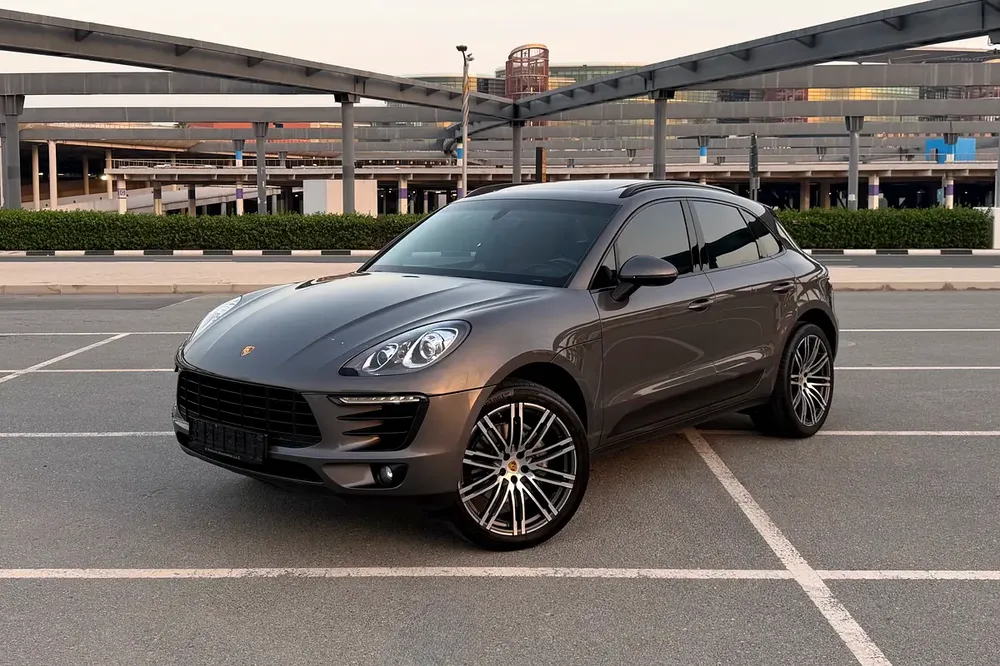 Porsche Warranty / Porsche Service History | Porsche Macan S 2016 GCC Specifications (2 Keys) - Image 4