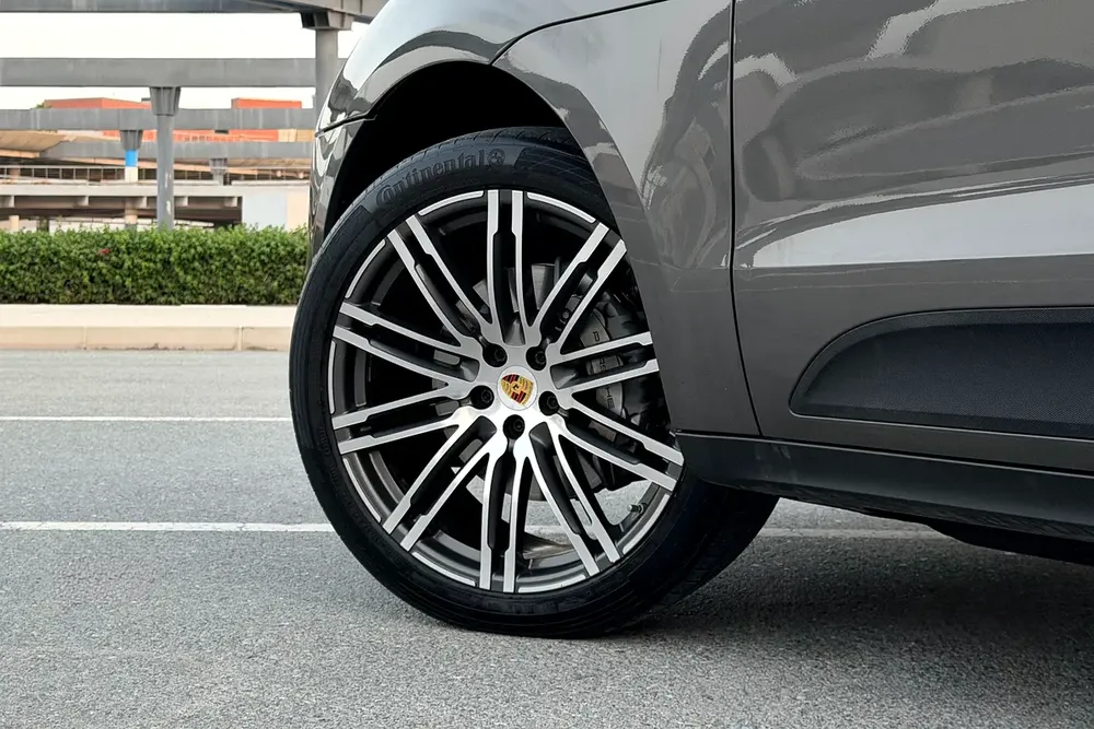 Porsche Warranty / Porsche Service History | Porsche Macan S 2016 GCC Specifications (2 Keys) - Image 8
