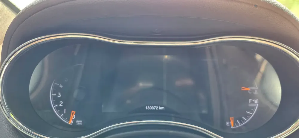 2019 Jeep Grand Cherokee Overland -Full option-Bank Finance Available - Image 15