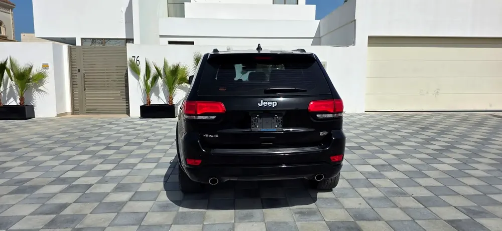 2019 Jeep Grand Cherokee Overland -Full option-Bank Finance Available - Image 9
