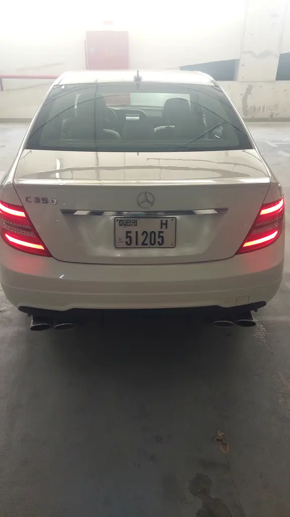 Mercedes Benz C350  ,2014 very clean - Image 4