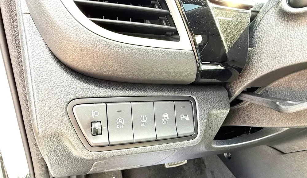 Kia Seltos 1.5L Luxury - Image 20