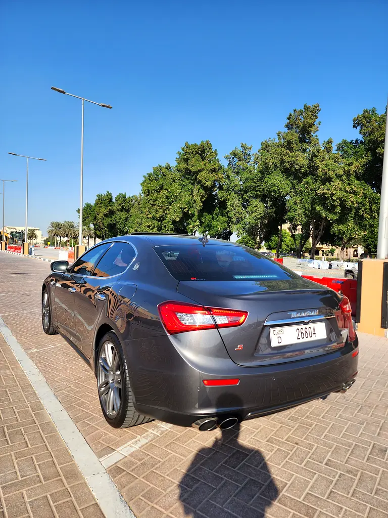 Maserati Ghibli S 2017 | GCC Specs | Low Mileage | Pristine Condition - Image 4