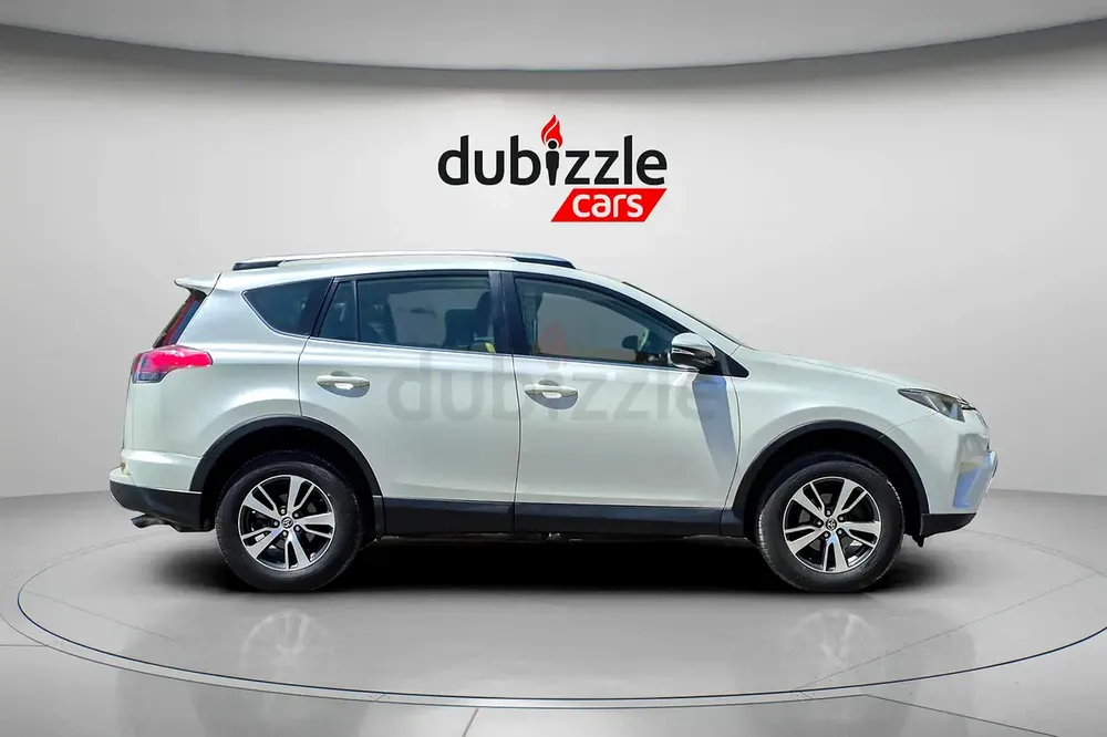 AED 1566/month | 2017 Toyota Rav 4  | GCC Specs | Ref#444584 - Image 4