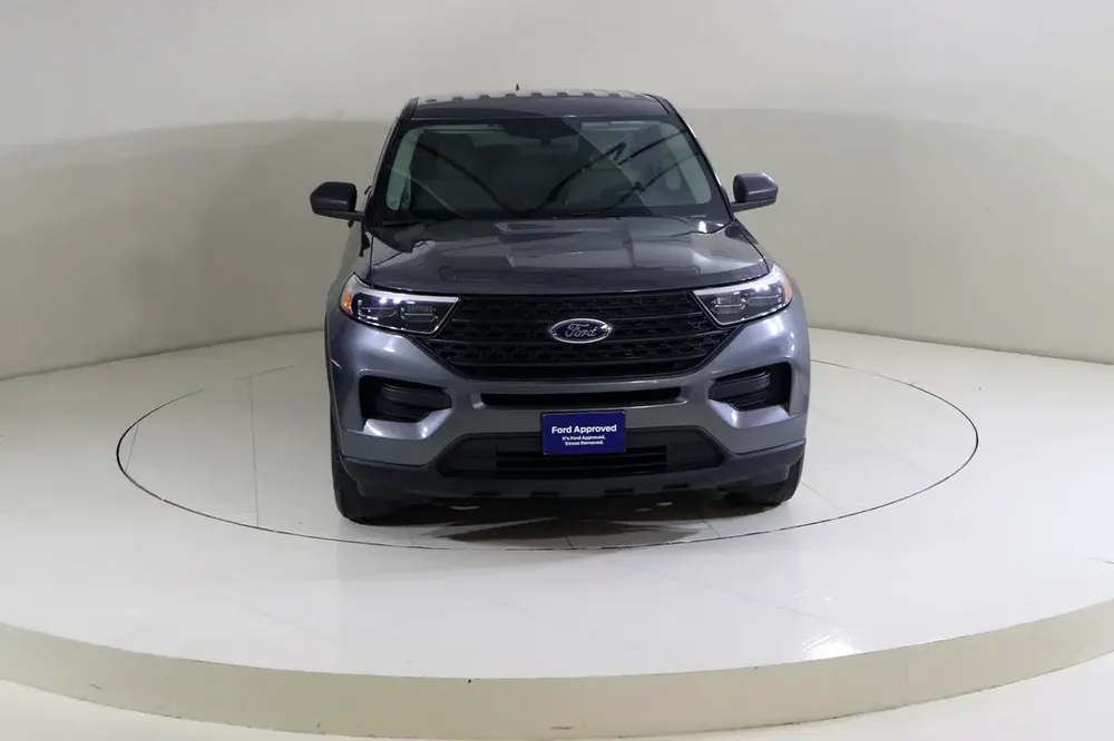 EXPLORER BASE 4WD @ AL TAYER MOTORS PRE OWNED SHOWROOM AL QUOZE. - Image 5