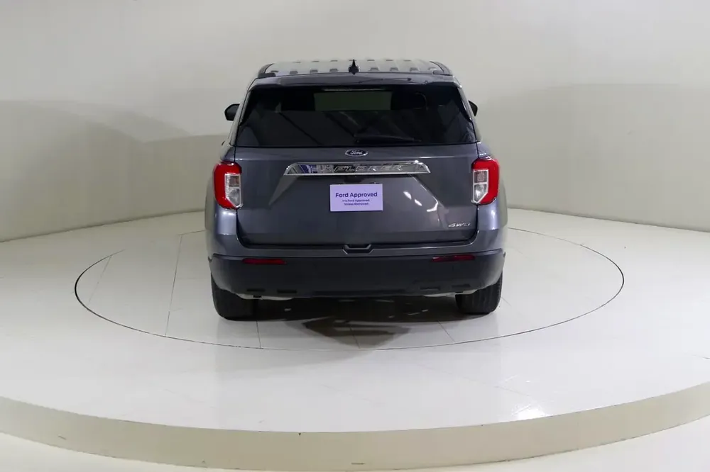EXPLORER BASE 4WD @ AL TAYER MOTORS PRE OWNED SHOWROOM AL QUOZE. - Image 6