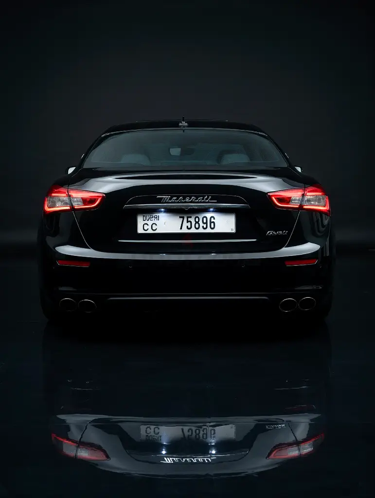 Maserati Ghibli 2019 | GCC Specs | Pristine Condition - Image 12