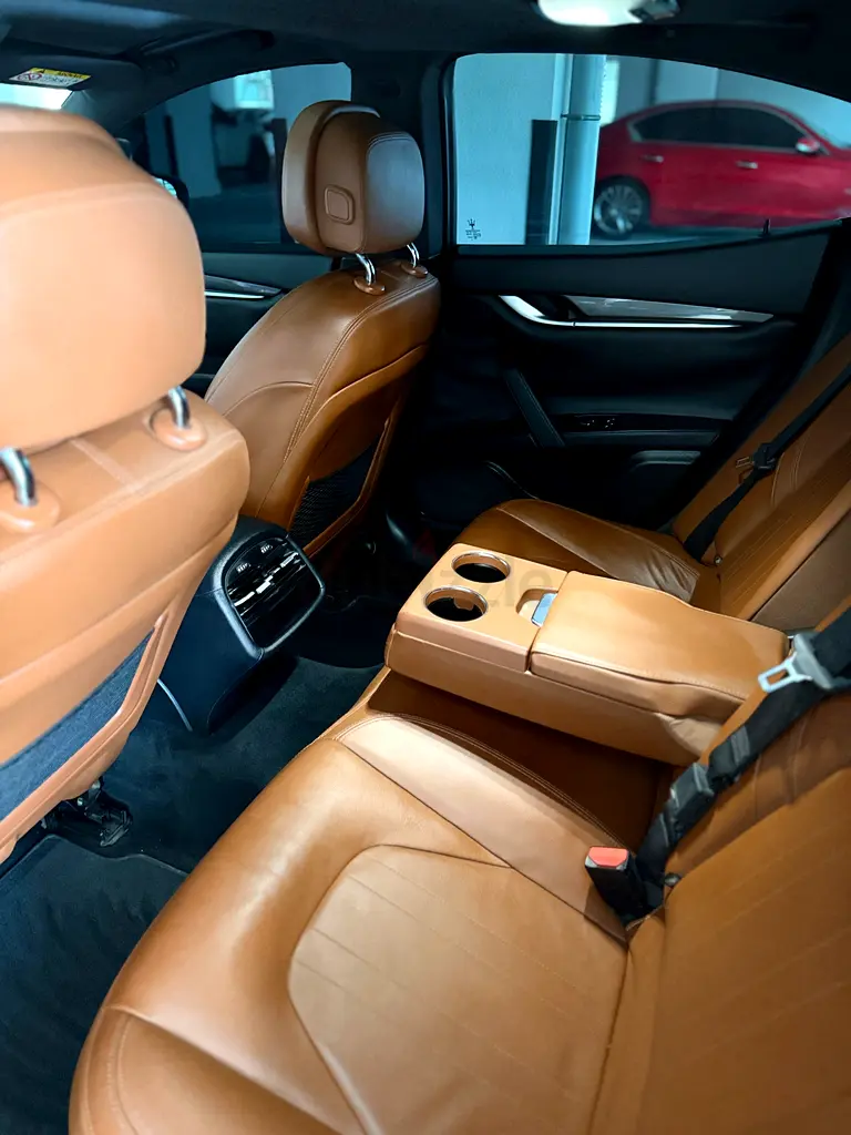 Maserati Ghibli 2019 | GCC Specs | Pristine Condition - Image 17