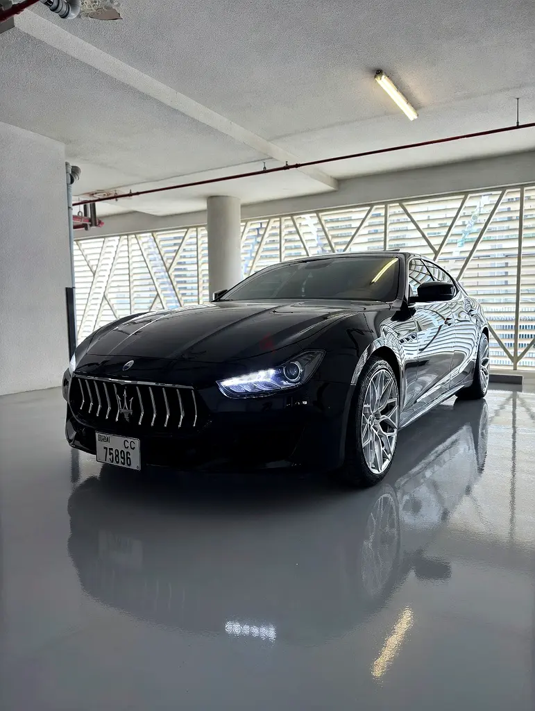 Maserati Ghibli 2019 | GCC Specs | Pristine Condition - Image 4