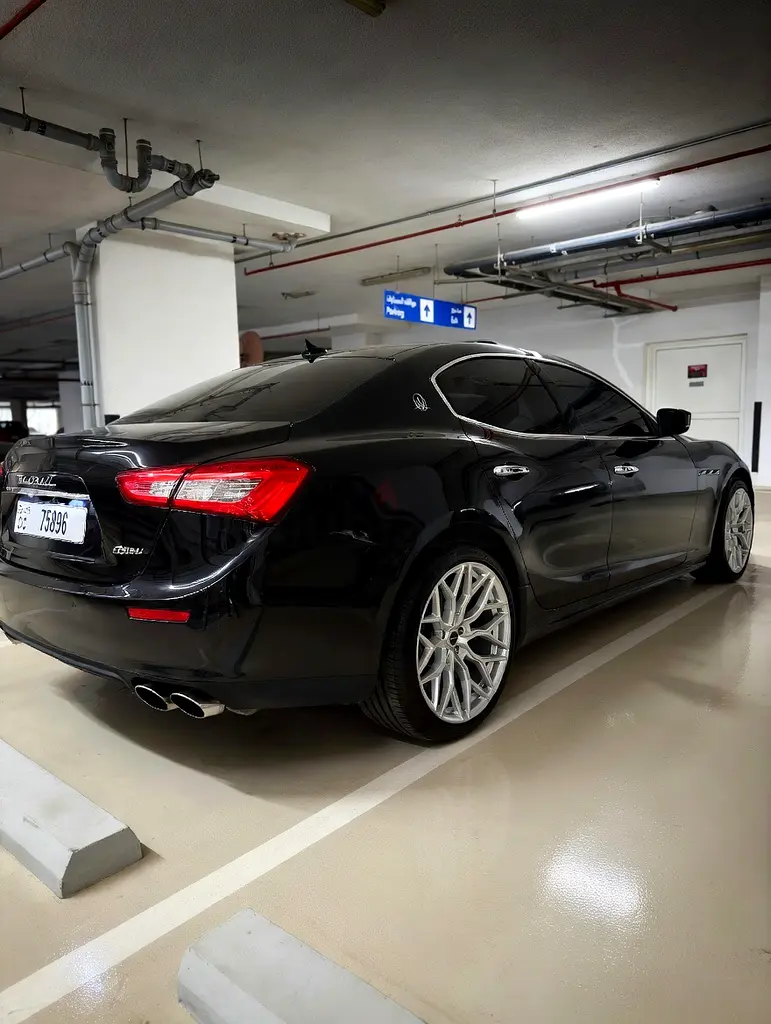 Maserati Ghibli 2019 | GCC Specs | Pristine Condition - Image 6