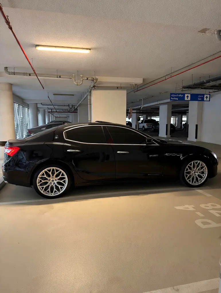 Maserati Ghibli 2019 | GCC Specs | Pristine Condition - Image 7