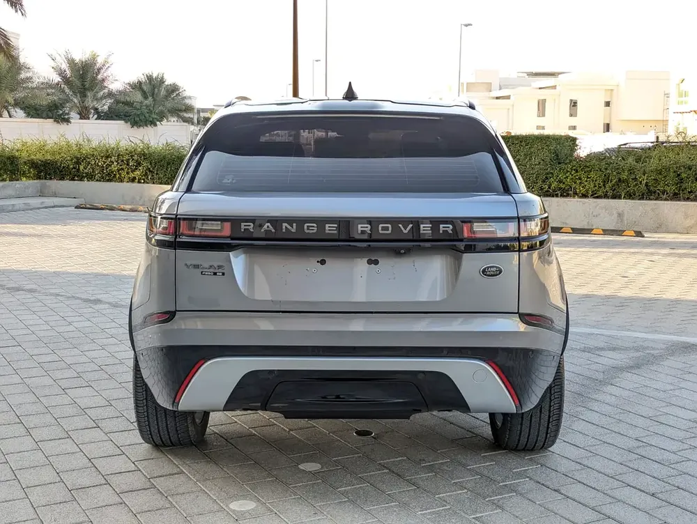 LAND ROVER RANGE ROVER VELAR 2020 R-DYNAMIC SE GCC IN EXCELLENT CONDITION - Image 18