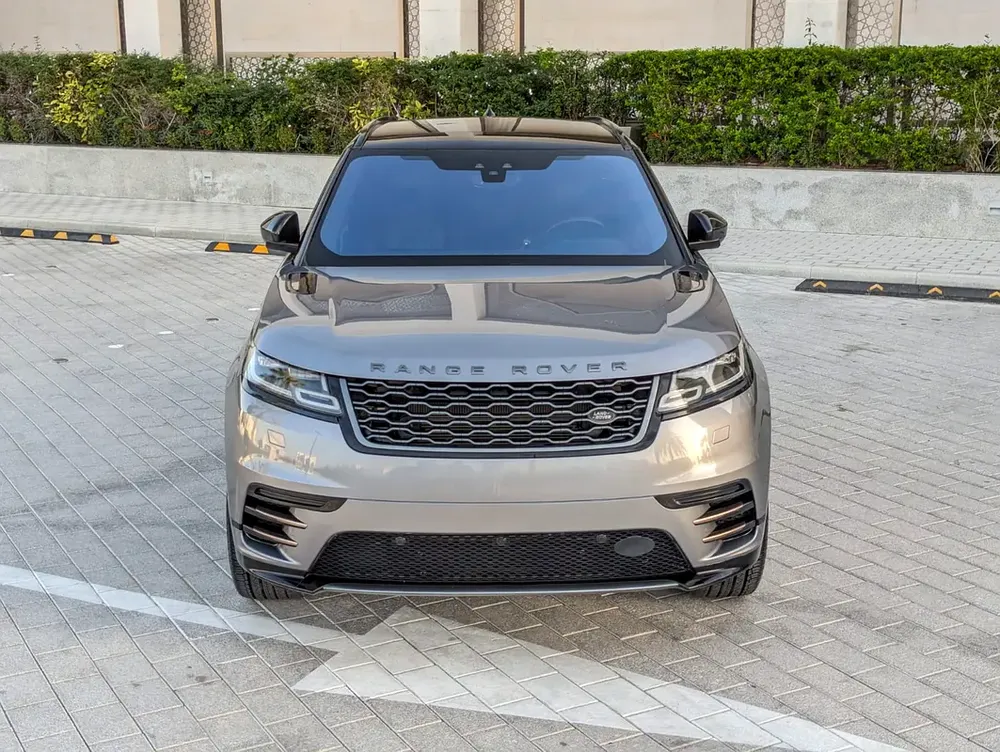 LAND ROVER RANGE ROVER VELAR 2020 R-DYNAMIC SE GCC IN EXCELLENT CONDITION - Image 19