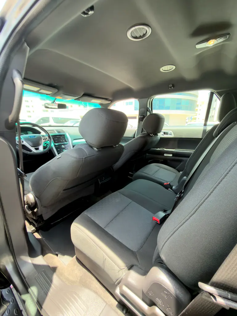 EXPLORER 2015 GCC SPEC , SINGLE OWNER ACCIDENT FREE EXCELLENT CONDITION, WELL MAINTAINED - Image 13