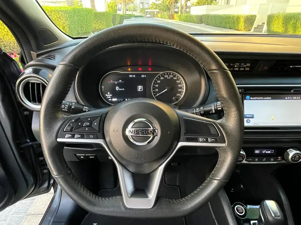 2020 Nissan Kicks SL //Very Low Mileage//Full agency Maintained// No Accident - Image 11