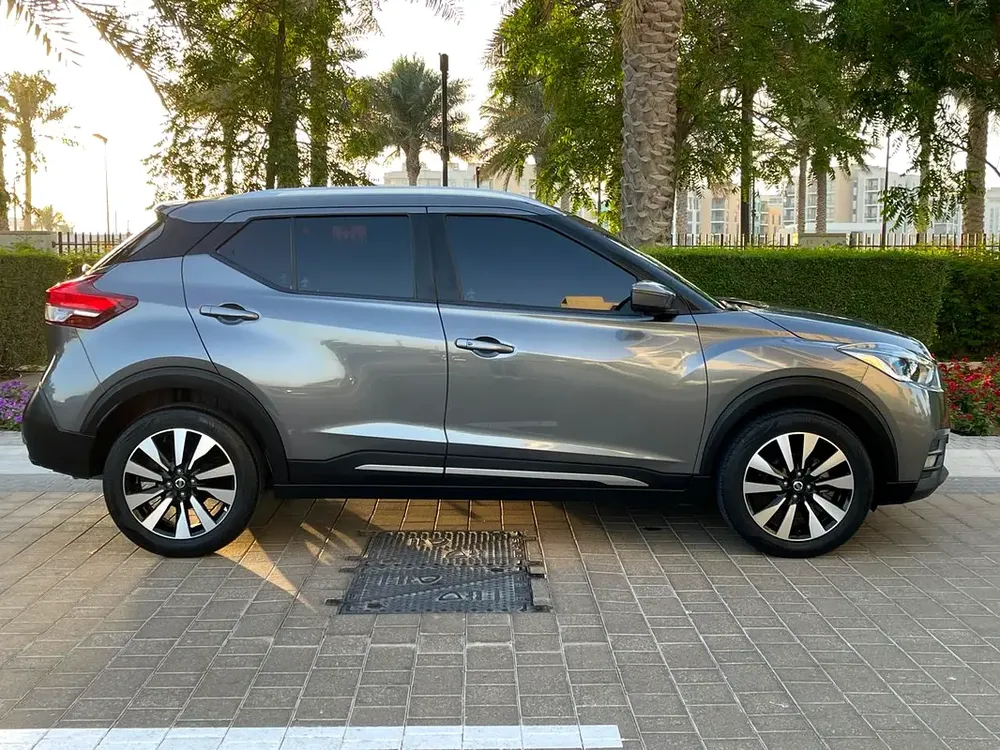 2020 Nissan Kicks SL //Very Low Mileage//Full agency Maintained// No Accident - Image 5