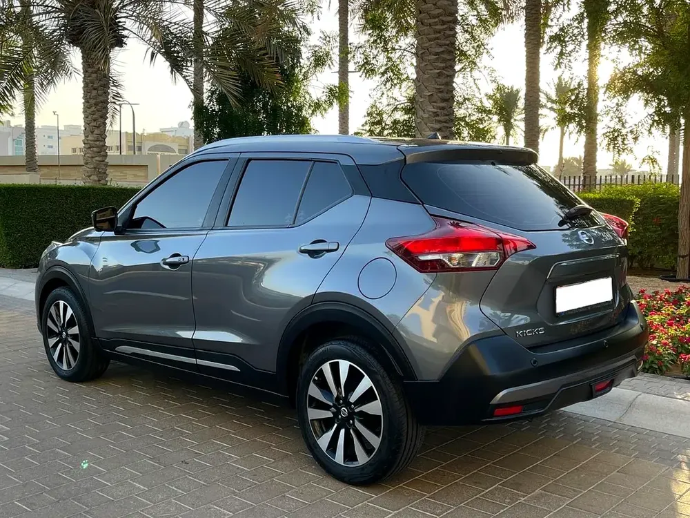 2020 Nissan Kicks SL //Very Low Mileage//Full agency Maintained// No Accident - Image 8