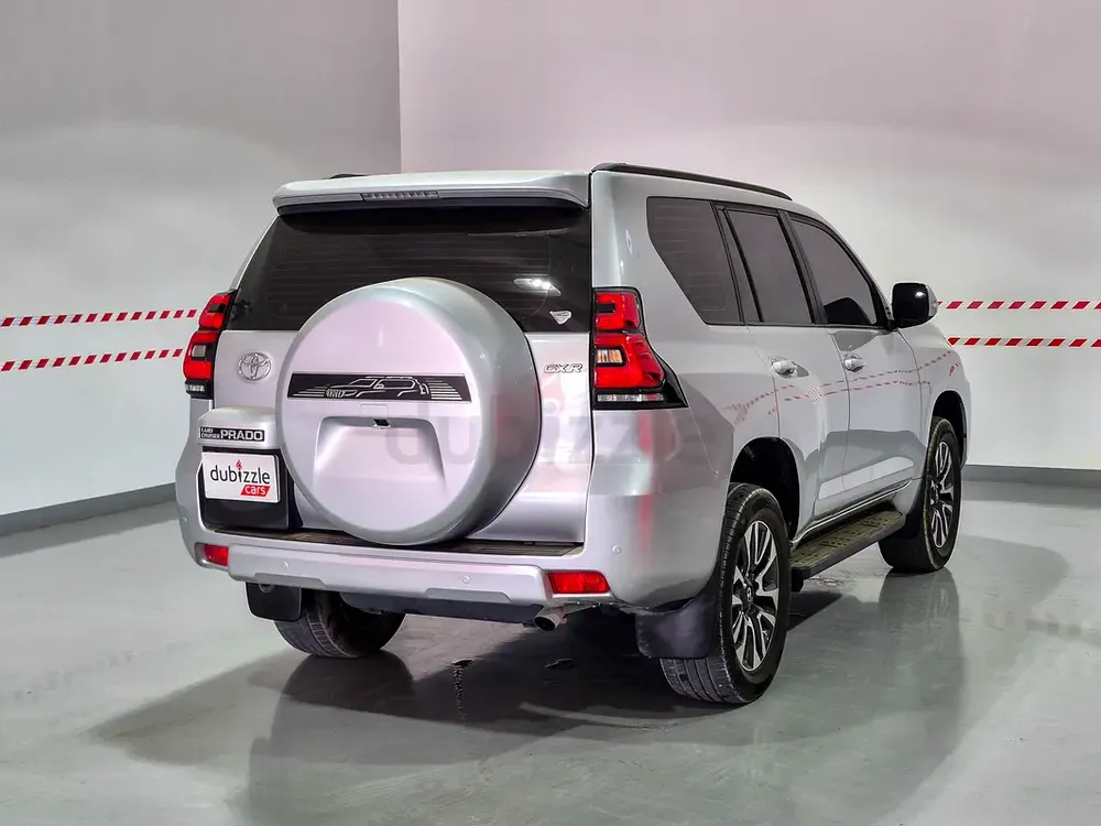 AED 2204/month | 2023 Toyota Prado  | GCC Specs | Ref#467263 - Image 6