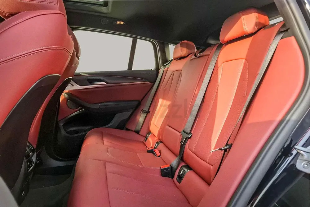 AED 3723/month | 2025 BMW X4  | GCC Specs | Ref#455202 - Image 12