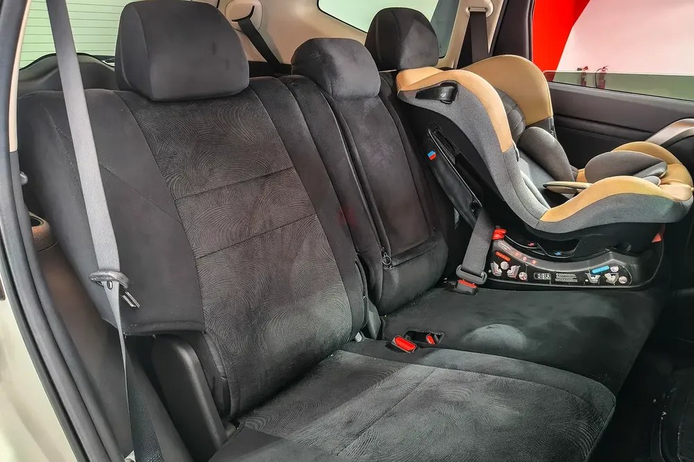 AED 1398/month | 2023 Mitsubishi Montero Sport  | GCC Specs | Ref#458744 - Image 12