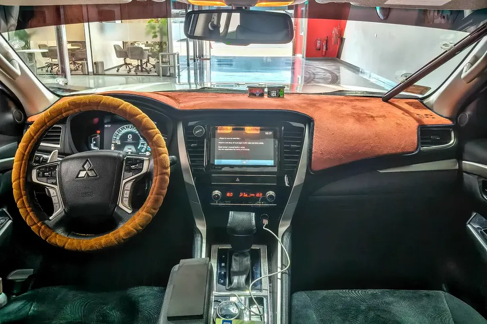 AED 1398/month | 2023 Mitsubishi Montero Sport  | GCC Specs | Ref#458744 - Image 9