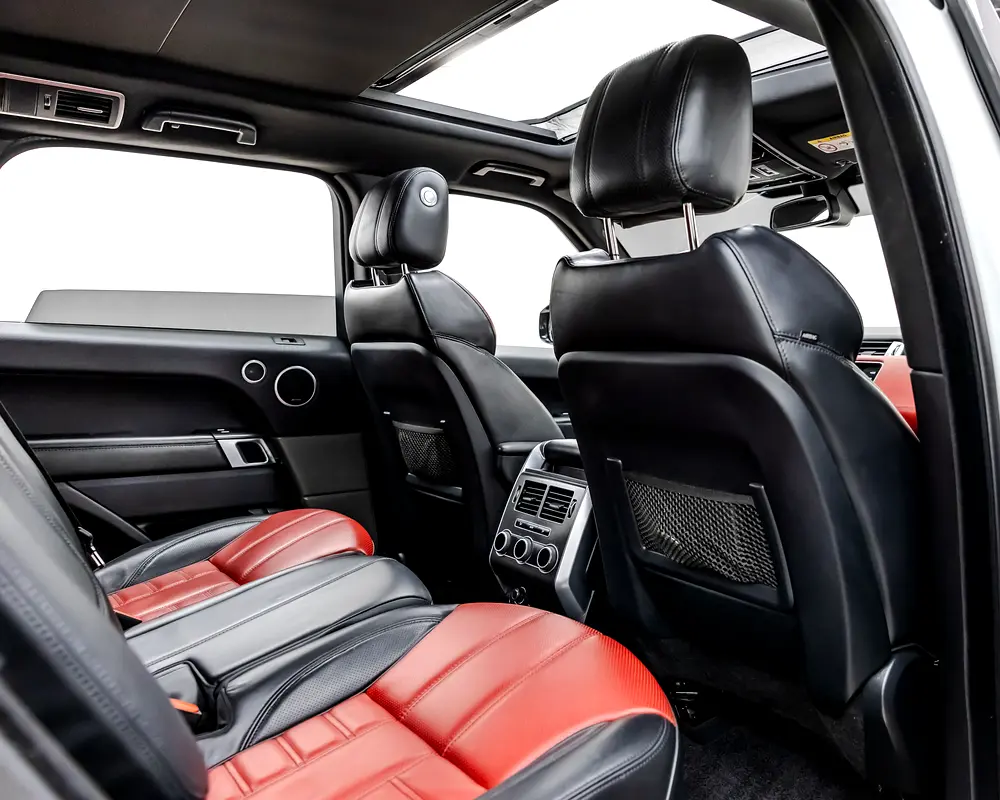 RANGE ROVER SPORT HST V6 - 2016 - GCC - EXCELLENT CONDITION - Image 15