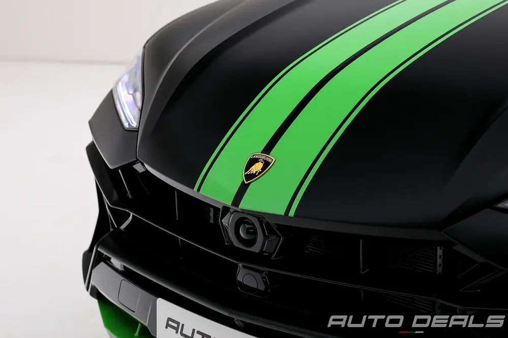 2025 Lamborghini Urus SE Capsule Hybrid | Brand New | Best in Class | Carbon Fiber Interior - Image 7