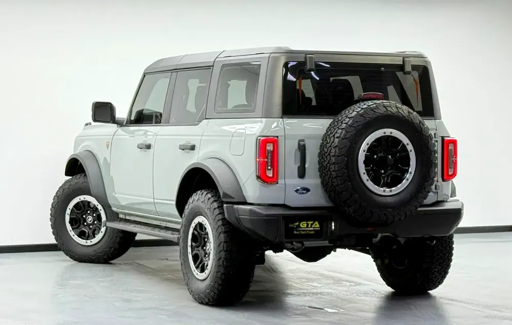 2022 Ford Bronco Badlands ,Agency Warranty+Service Contract+Full Service History ,GCC - Image 4