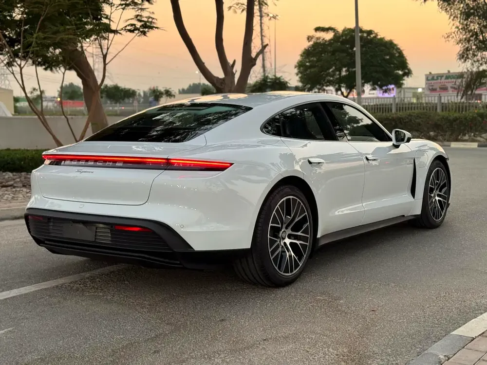 **2023**BRAND NEW GCC SPEC UNDER WARRANTY - Image 17