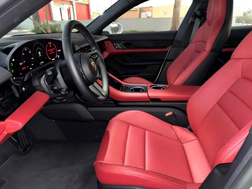 **2023**BRAND NEW GCC SPEC UNDER WARRANTY - Image 4