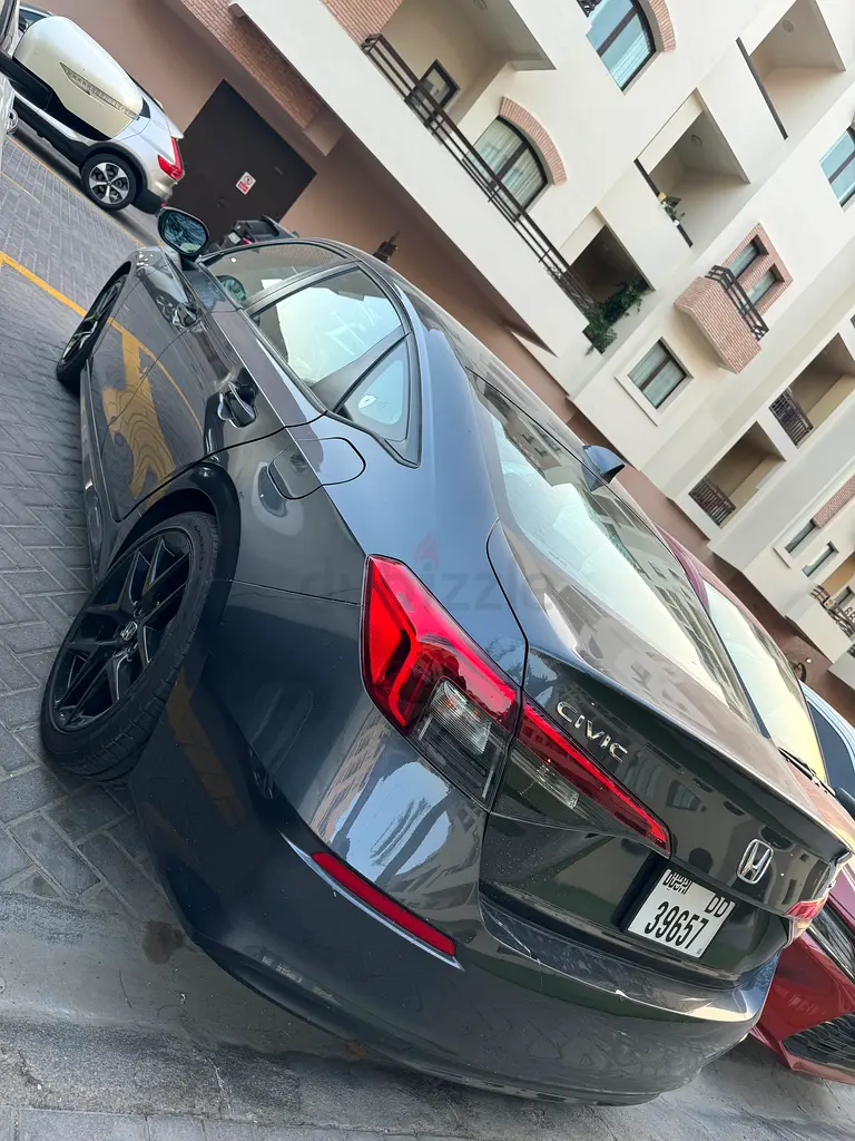 2024 Honda Civic Sport - American Specs - Low Mileage - Pristine Condition - Image 9