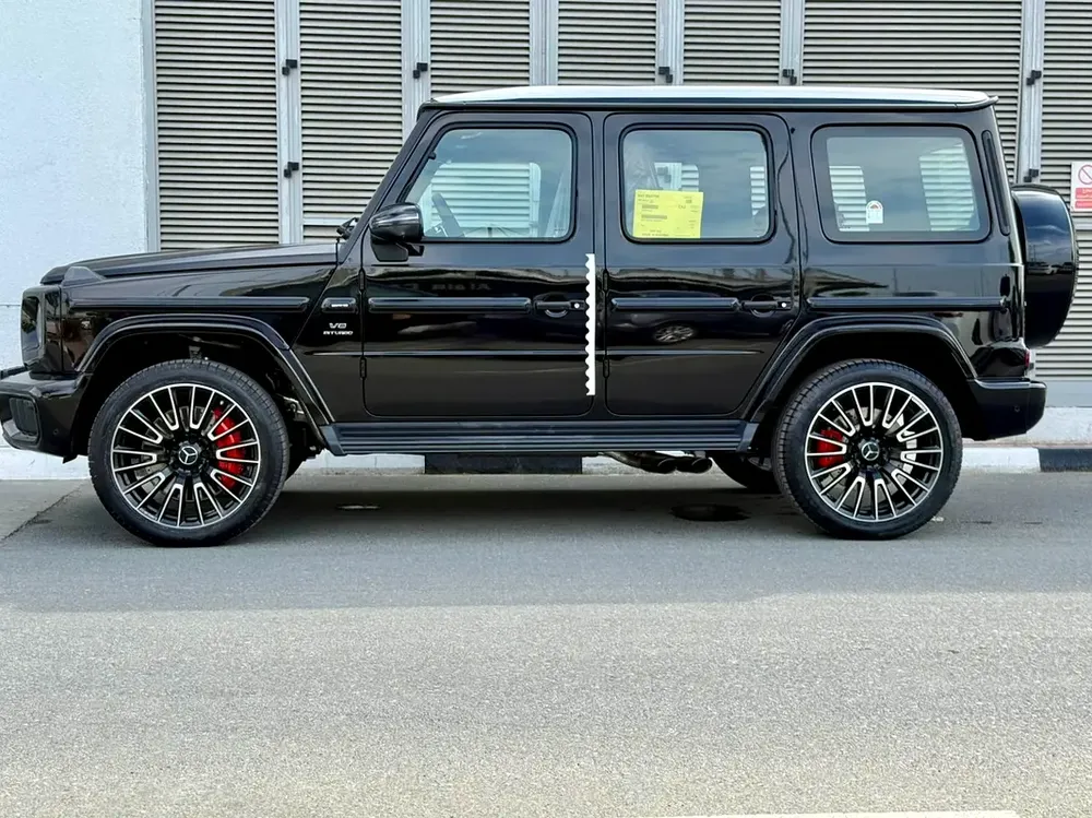 MERCEDES-BENZ G63 AMG | DOUBLE NIGHT PACKAGE | BRAND NEW | 2026 - Image 4