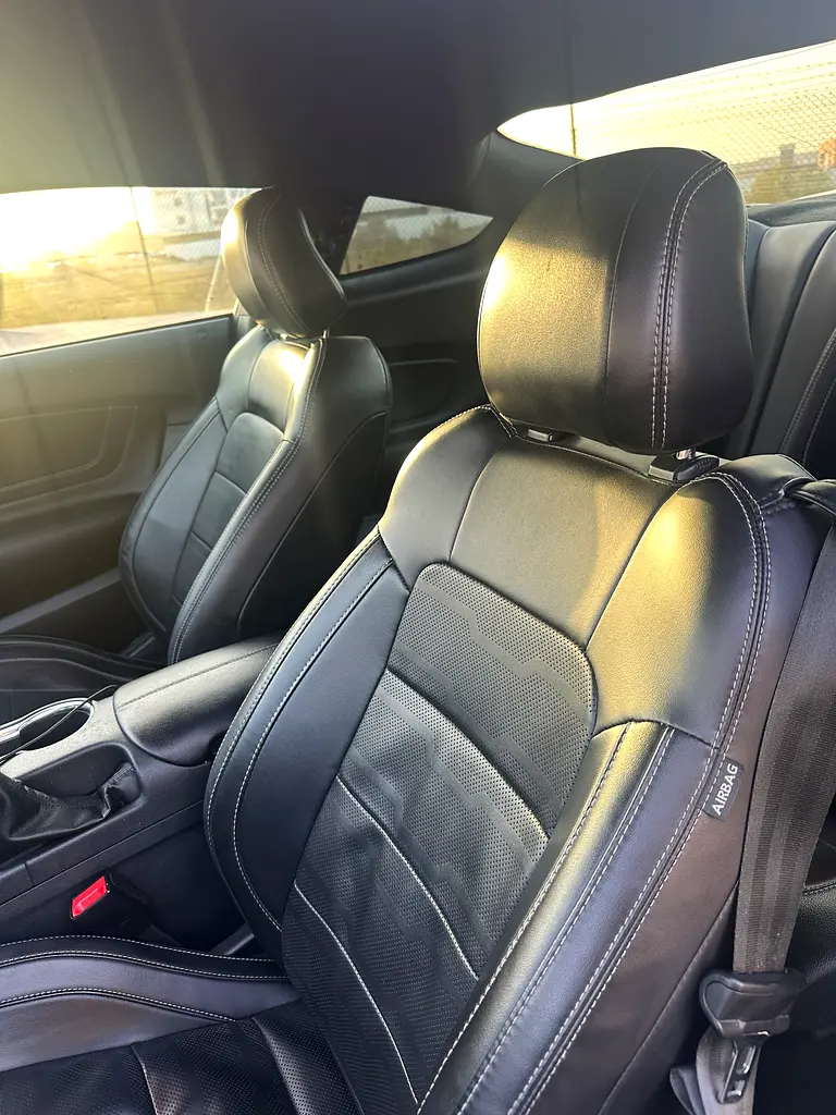 Ford Mustang GT Premium 2021 | Canadian Specs | V8 Performance - Image 11
